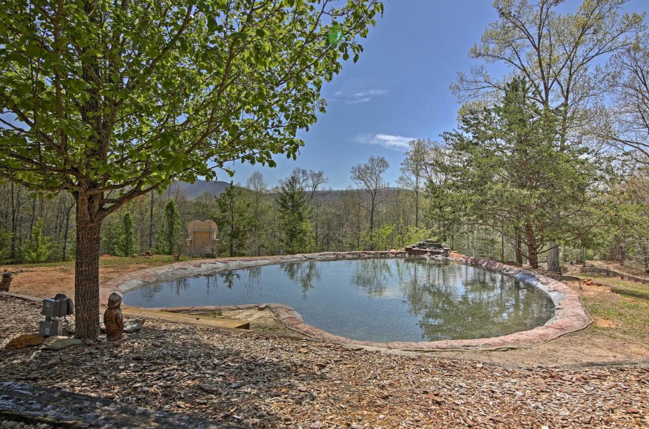 Unique Murphy Retreat With Hot Tub, Pond And Waterfall Villa Exterior photo